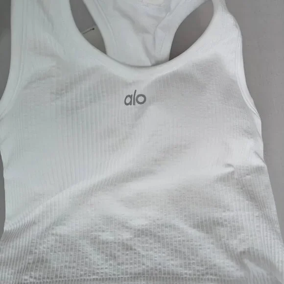 ALO Yoga top - Picture 4 of 5